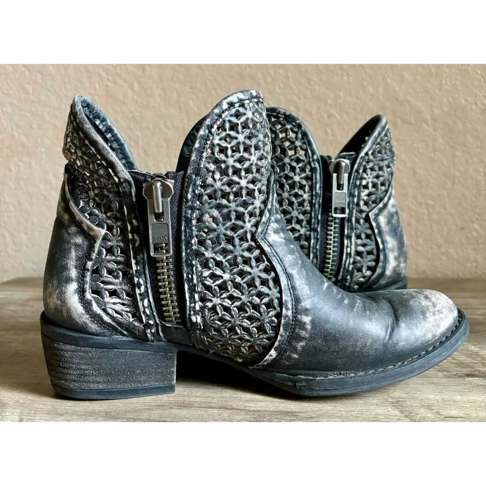 Corral Boots Circle G from Cut Out Short Black Womens Western Boots - Picture 11 of 12